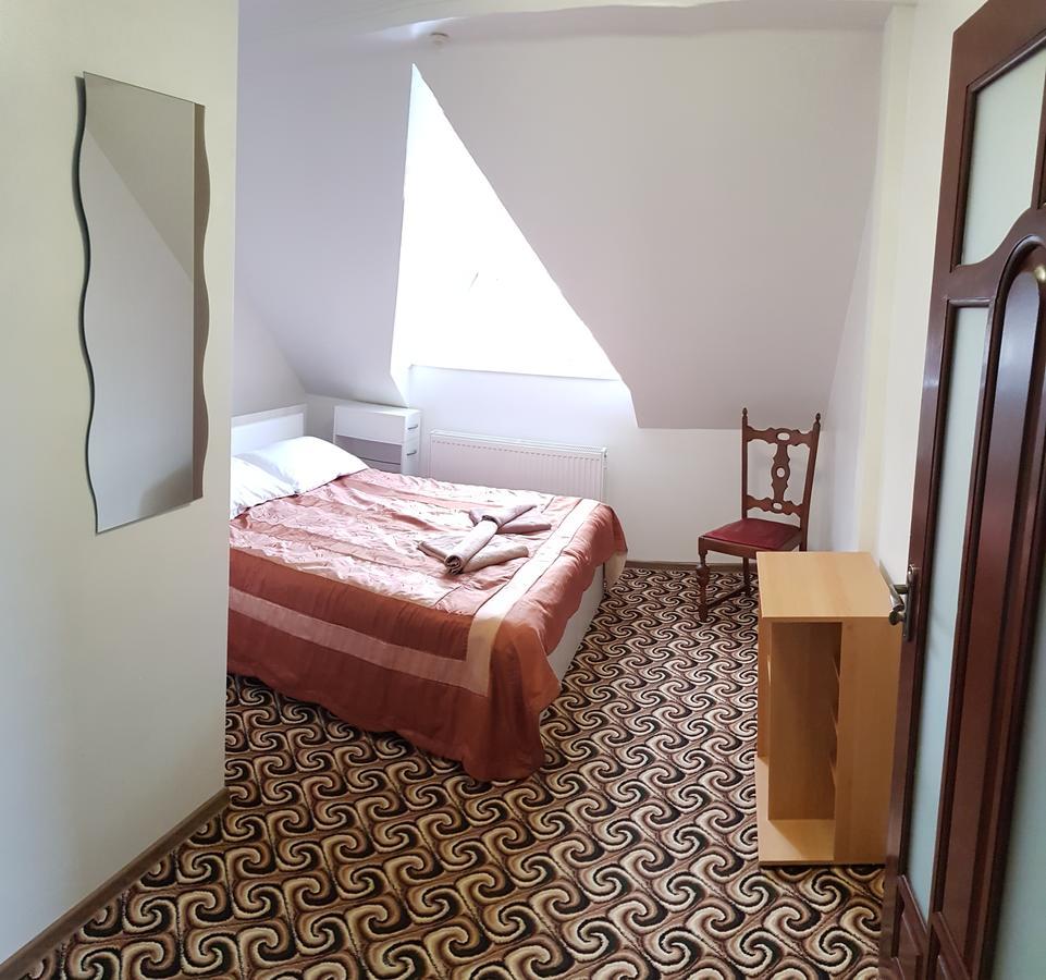 Perlyna Podillyа Hotel Сатанов Екстериор снимка