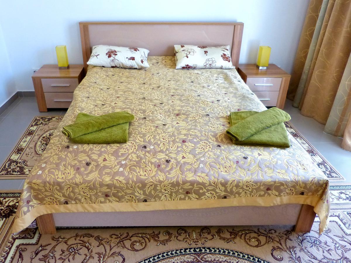 Perlyna Podillyа Hotel Сатанов Екстериор снимка