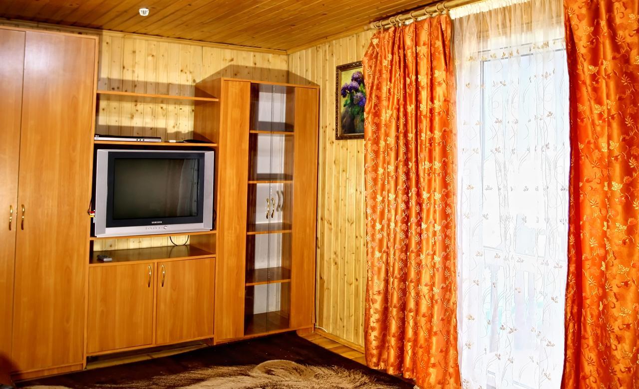 Perlyna Podillyа Hotel Сатанов Екстериор снимка