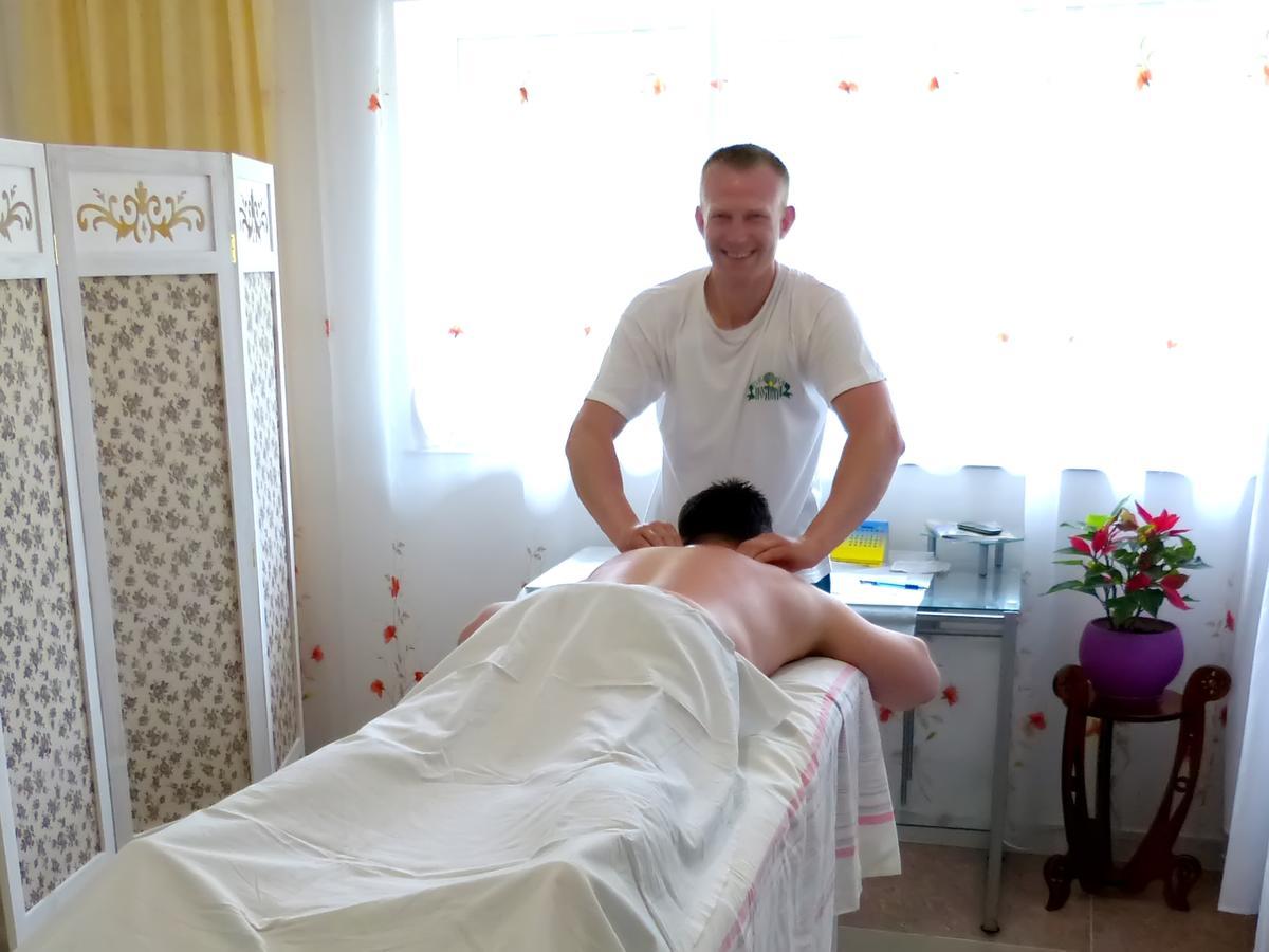 Perlyna Podillyа Hotel Сатанов Екстериор снимка